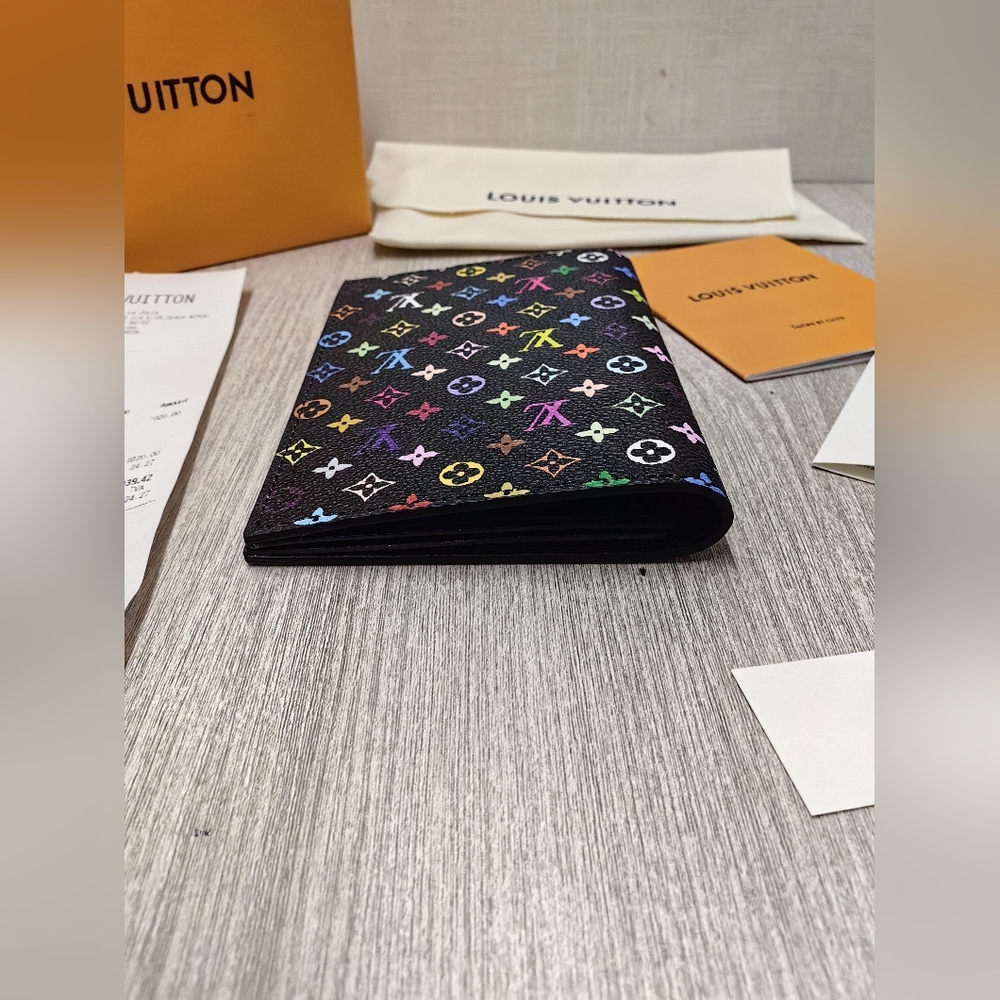 LV x TM Passport Cover Wallet - Picture 8 of 10